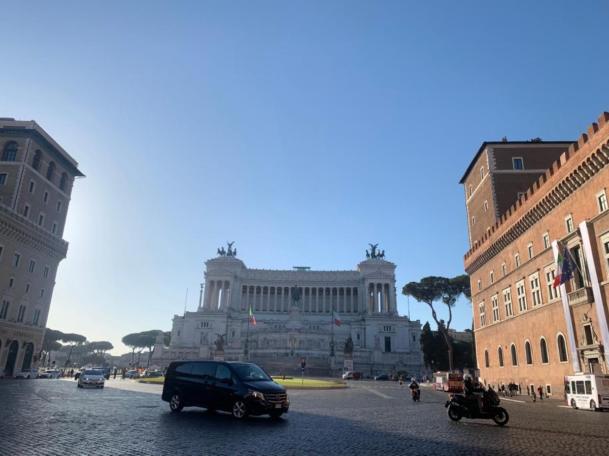 Appartamento Nel Centro Storico. Rome Luaran gambar