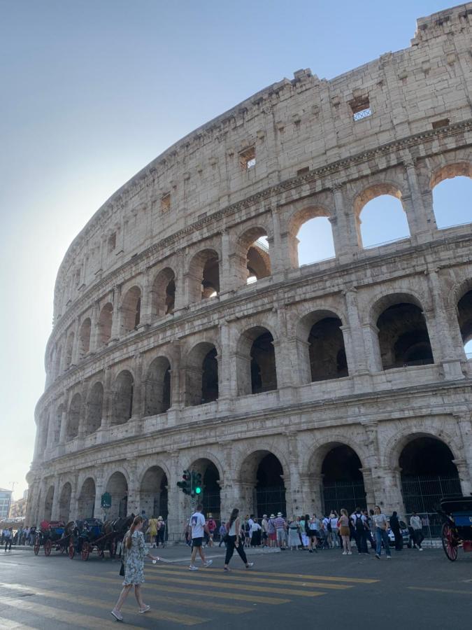 Appartamento Nel Centro Storico. Rome Luaran gambar